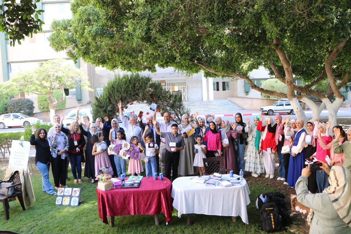 The messages we’re receiving from English teachers in Gaza daily are asking us to do one thing - tell the world their stories before it’s too late. Listen to them on our podcast: Hands up from Gaza.

youtu.be/GudiL_VAi0A