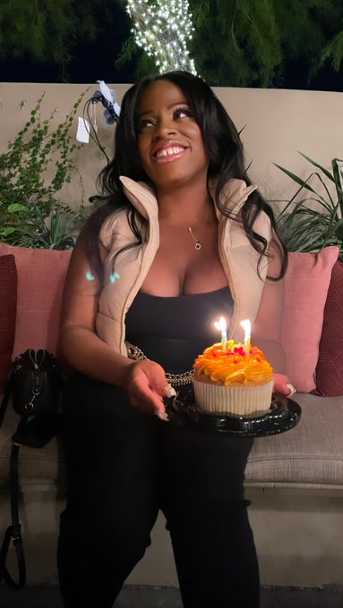 Celebrated one of my favorite people and best friends @f_ckkaiya last night for her birthday!! If you<a href="/tag/realloyalfans"class="tags"><span>#realloyalfans</span></a>