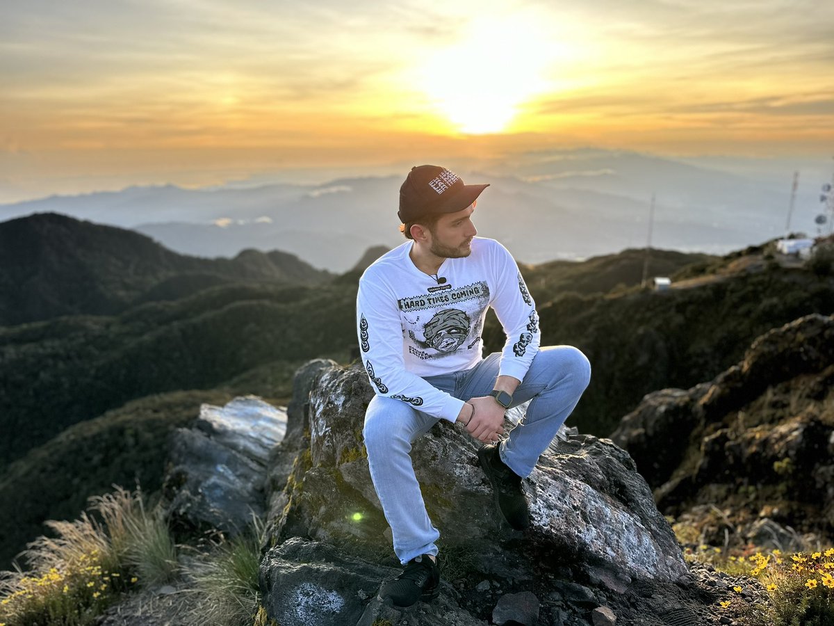 Amanecer en el Barú 🤍🇵🇦⛰️