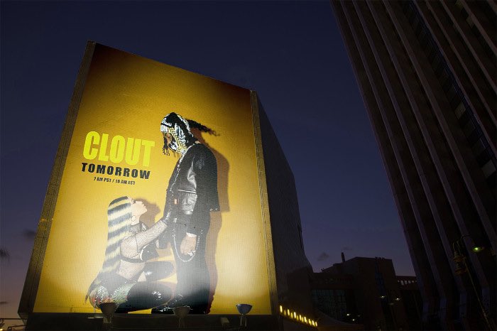 IggyOnChart's tweet photo. Clout billboard in New York. https://t.co/NhfHS3uG6L