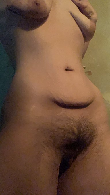 Hey luvs I need help still 🫶🏻 $10 custom or premade vids today only, $5 per premade pic or $30 for 5