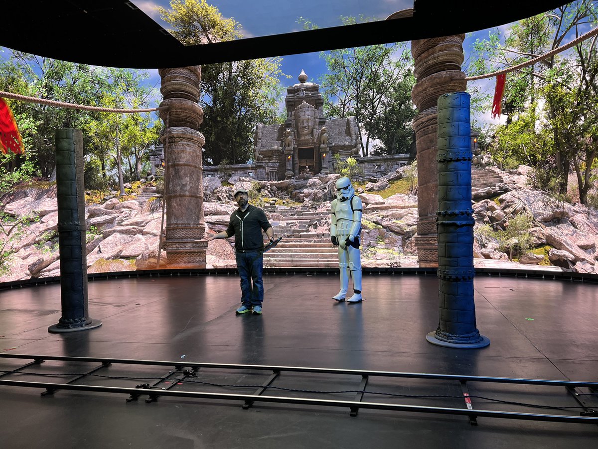 geneacandy's tweet photo. #FullSailBTS #FilmKid2 with Larry Katz and also a glimpse into Studio V1 https://t.co/OUZEeW590M