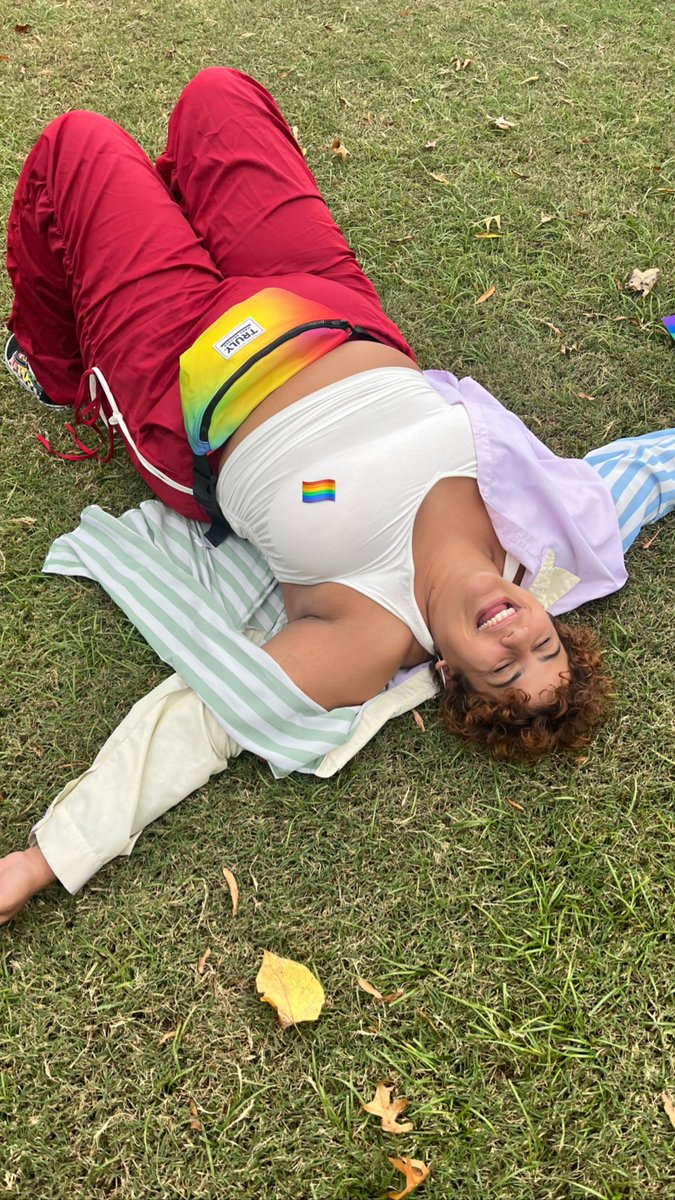 madikreates's tweet photo. Living 𝓠𝓾𝓮𝓮𝓻🏳️‍🌈 #prideatl https://t.co/adWImcnhh5