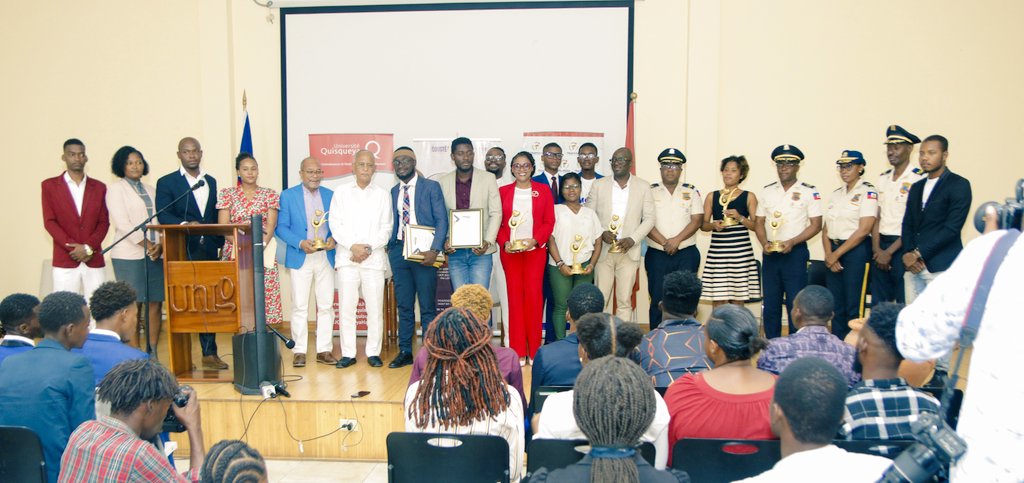 djinadelatour's tweet photo. PRIX "RESERVE NATIONALE 2023"
Je reçois ce prix avec beaucoup d'humilité. Il est celui de l'engagement communautaire, #DGD #Traposa et des enfants D'Haïti. De ce fait, je le dédie à toute la communauté haïtienne.Que vive l'engagement communautaire!
#DGD https://t.co/WV4vi6mFgv