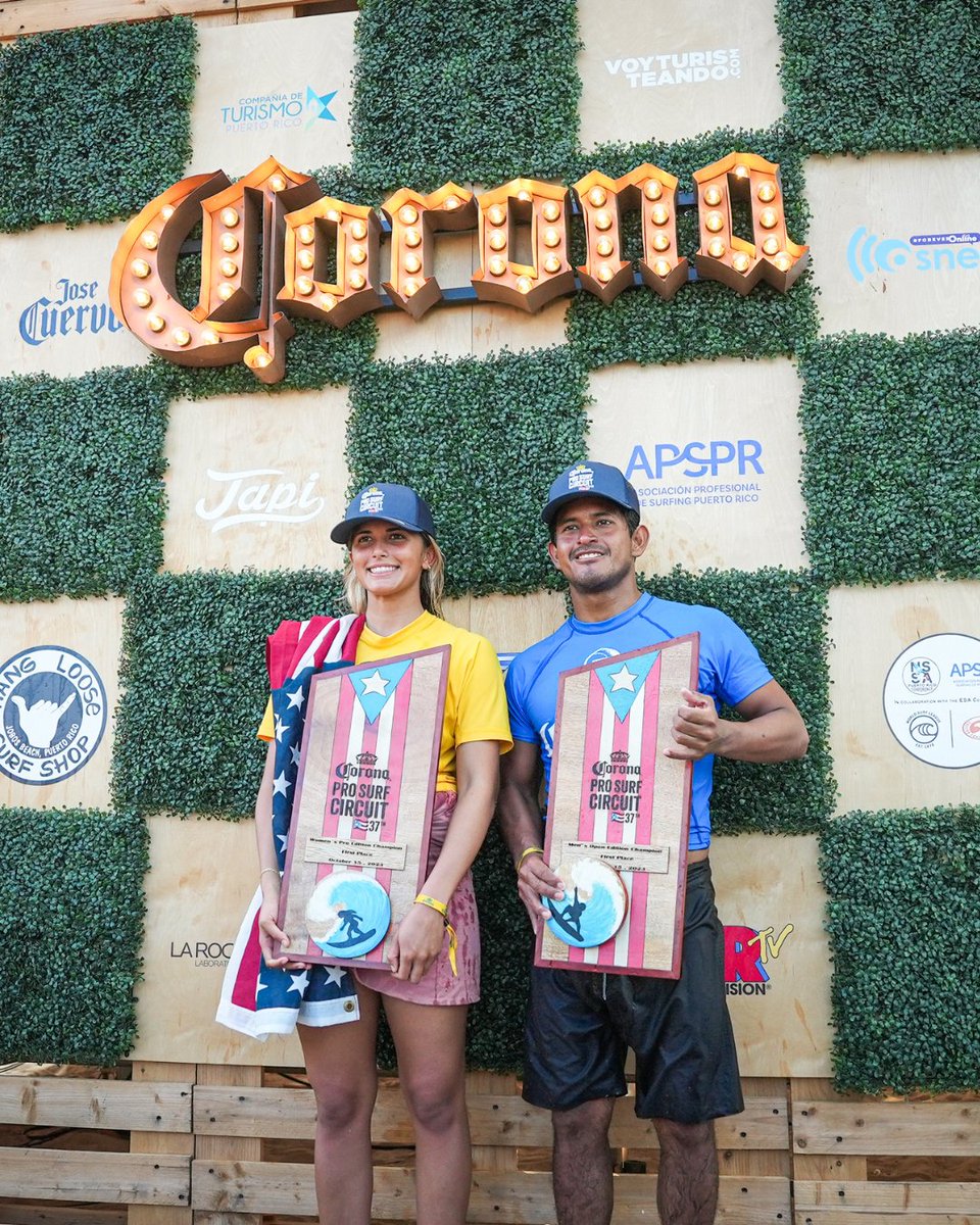 CoronaPR's tweet photo. Dos titanes del mar, una pasión compartida: ¡Felicidades a los ganadores del Corona Pro Surf en las categorías masculina y femenina! 🏄♂️🏄♀️🏆
#CPSC37 #ThisIsLiving #CoronaPR https://t.co/Oof78NNfgr