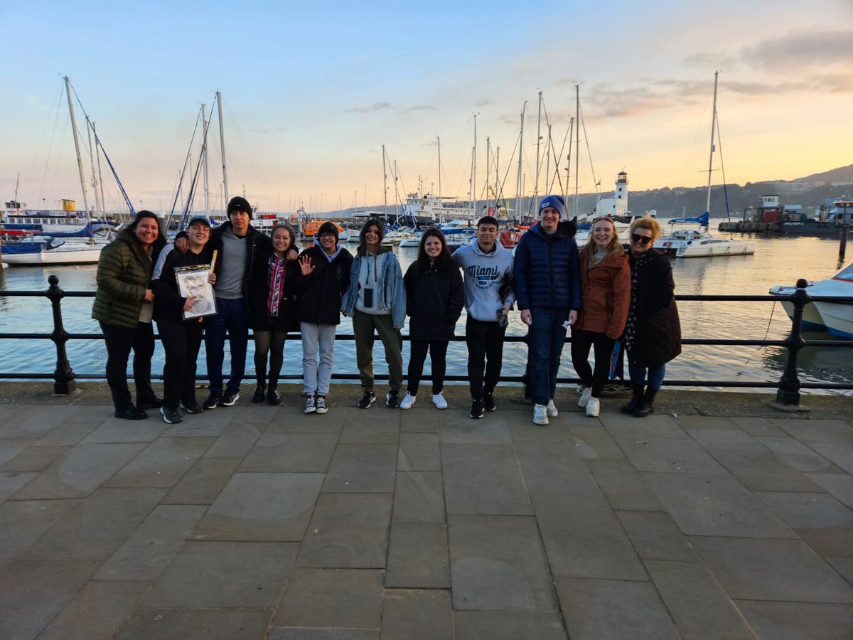 WalesHighZNZ's tweet photo. A lovely day in North Yorkshire - Sunday roast and a trip to the RNLI for our Paraguayan partners @WalesHigh @whsmfl https://t.co/wPCCes112p