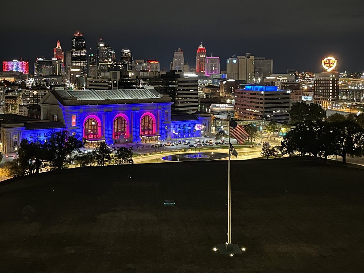 💗💙💗💙This city 💗💙💗💙

Kansas City - World Pregnancy and Infant Loss Remembrance Day is today. We remember your babies gone too soon. 

#kcmo #kc #unionstationkc <a href="/UnionStationKC/">Union Station KC</a> <a href="/KCMO311/">KCMO 311</a> <a href="/KSHB41/">KSHB 41 News</a> <a href="/fox4kc/">FOX4 News Kansas City</a> <a href="/kmbc/">KMBC</a> <a href="/KCTV5/">KCTV5 News</a> <a href="/QuintonLucasKC/">Mayor Q</a> #pregnancyandinfantlossawarenessday