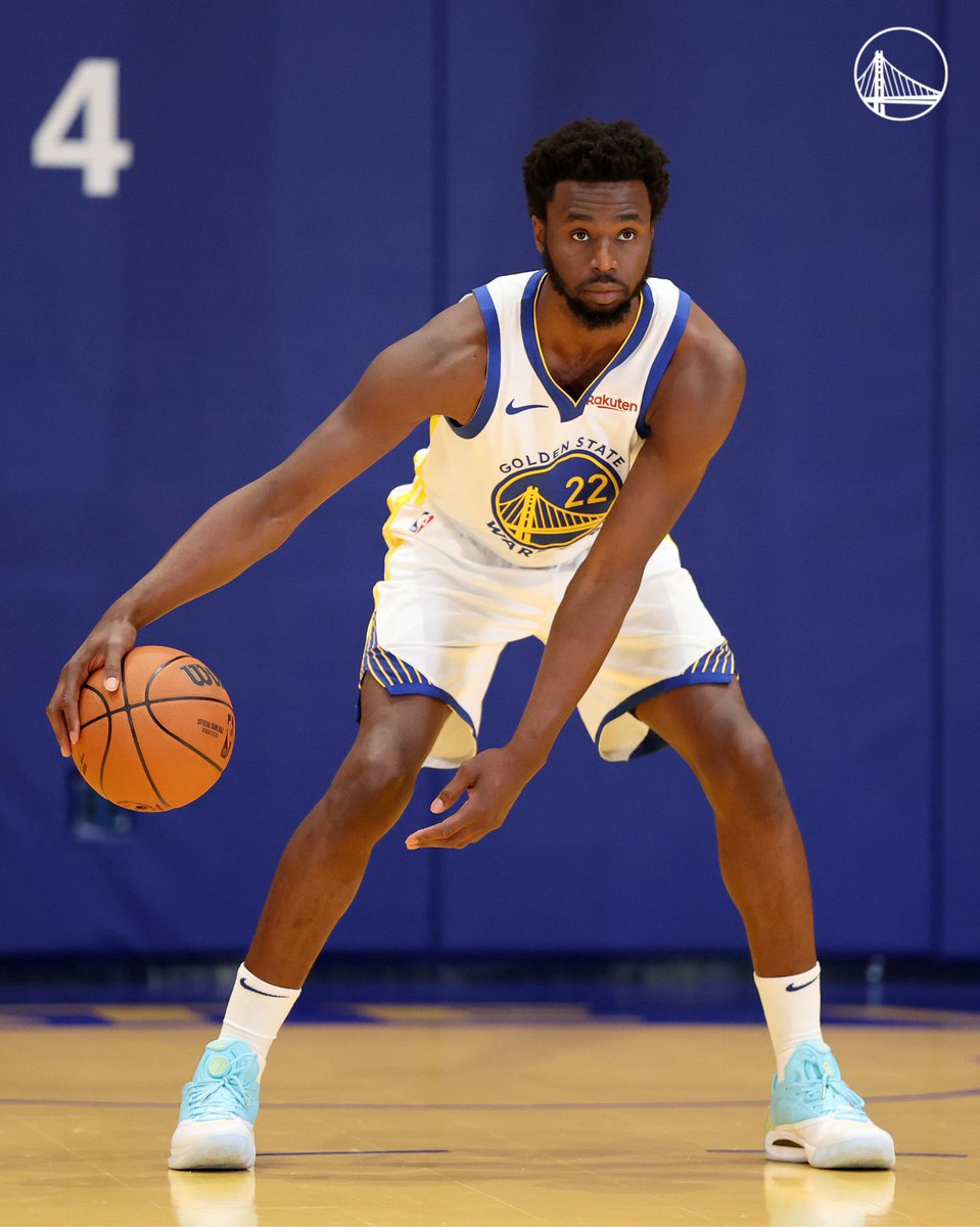 El primer tiempo de Andrew Wiggins: 13 puntos 50% en tiros 3-5 en triples 1  asistencia 1 robo Volviendo al nivel All-Star, paso a paso😁, image size:959x1200