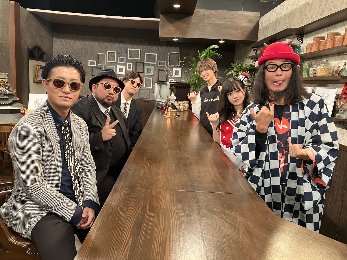 tvk_kannaidevil's tweet photo. 今日はnext,tightのRHYSKさんPOSSE Dさんyaamanさんがご来店❗️
自分の特徴といえば？
"コレ"に関する知識なら大抵の人には負けないというジャンルは？

今夜23:00

#関内デビル はTVerで無料見逃し配信！
https://t.co/4BeDjf8ekU

#nexttight #ネクストタイト
#仲村悠菜 #エビ中 
#中島来弥 #大場英治 https://t.co/lKZhtFRI7E