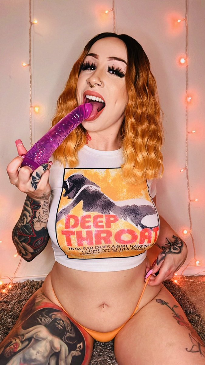 Swallow Sunday😛 check out my deep throat skills on my OF💋 onlyfans.com/koramaddison #nsfw #nsfwtwt #of #onlyfans #deepthroat #rt #whitgirls #tattoos