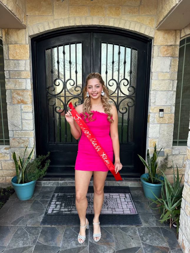 <a href="/HarlingenHS/">HHS Cardinals</a> HomeComing 2023!! <a href="/HHS_GBBall/">Harlingen Lady Cards</a> went from ballers to Barbies!!
#CSND #HOCO2023 <a href="/HarlingenStuCo/">HHS Student Council</a> <a href="/lolamarie1313/">Lola Tamez</a> <a href="/amarism308/">Amaris Martinez</a> <a href="/lairechka/">Lairechka Flores</a> <a href="/sarahGtz2025/">Sarah Gutierrez</a>  <a href="/EmiHinojosa2/">EmiHinojosa</a> <a href="/ArelyRTamez/">Arely R. Tamez</a> <a href="/HHSCards/">#CSND</a>