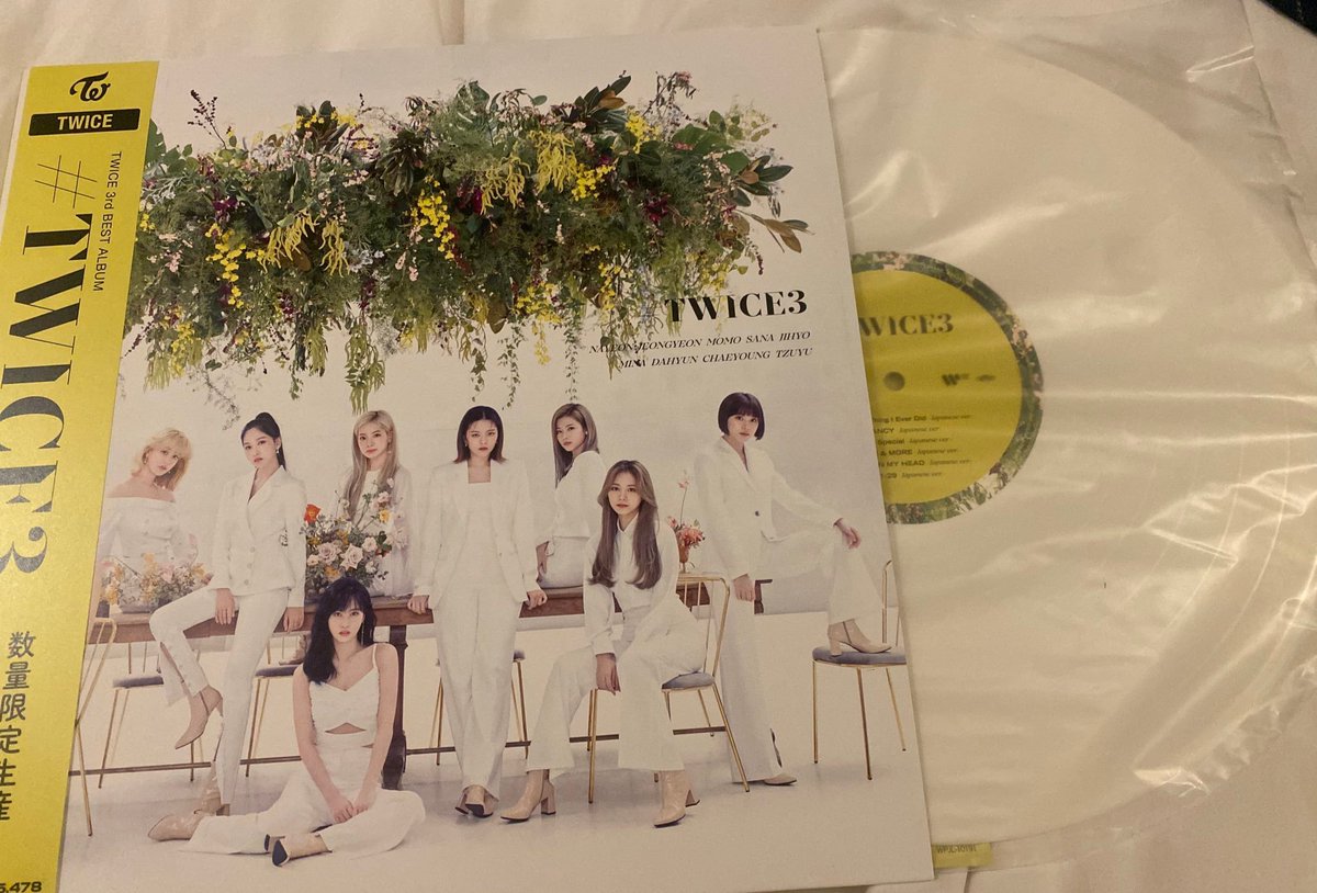 DaffyyyD's tweet photo. WTS LFB TWICE PH

TWICE3 Vinyl
3500php (DOP w/ NRDP) - 3000php if PAYO

✅ #TWICE3 Compilation albums
✅ Onhand

Never been used just opened for checking

SDD only around MM

. feel special fancy stuck in my head nayeon jeongyeon momo sana jihyo mina dahyun chaeyoung tzuyu https://t.co/C9TyXvImcC