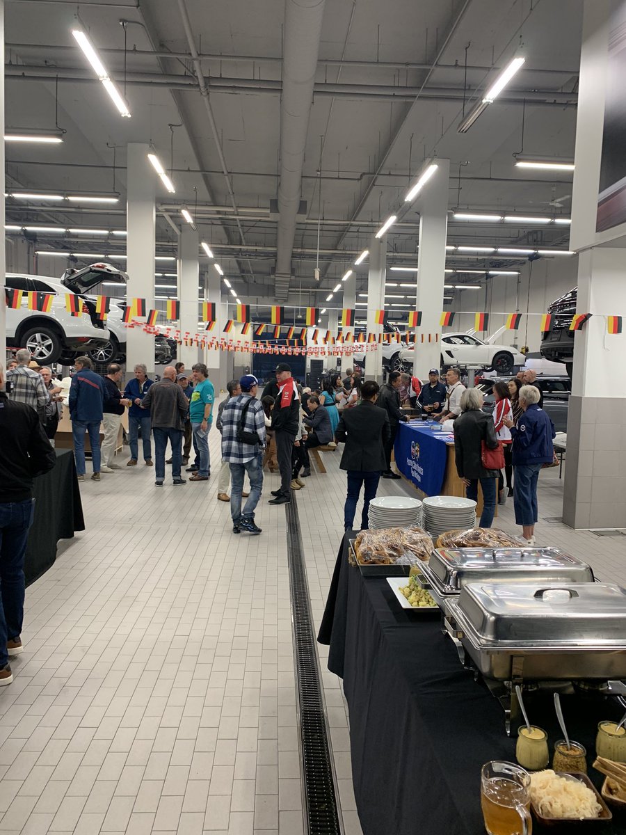 pcacwr's tweet photo. OkTURBOfest! Thanks Porsche Center Vancouver for hosting! https://t.co/eZBQBSJNjy