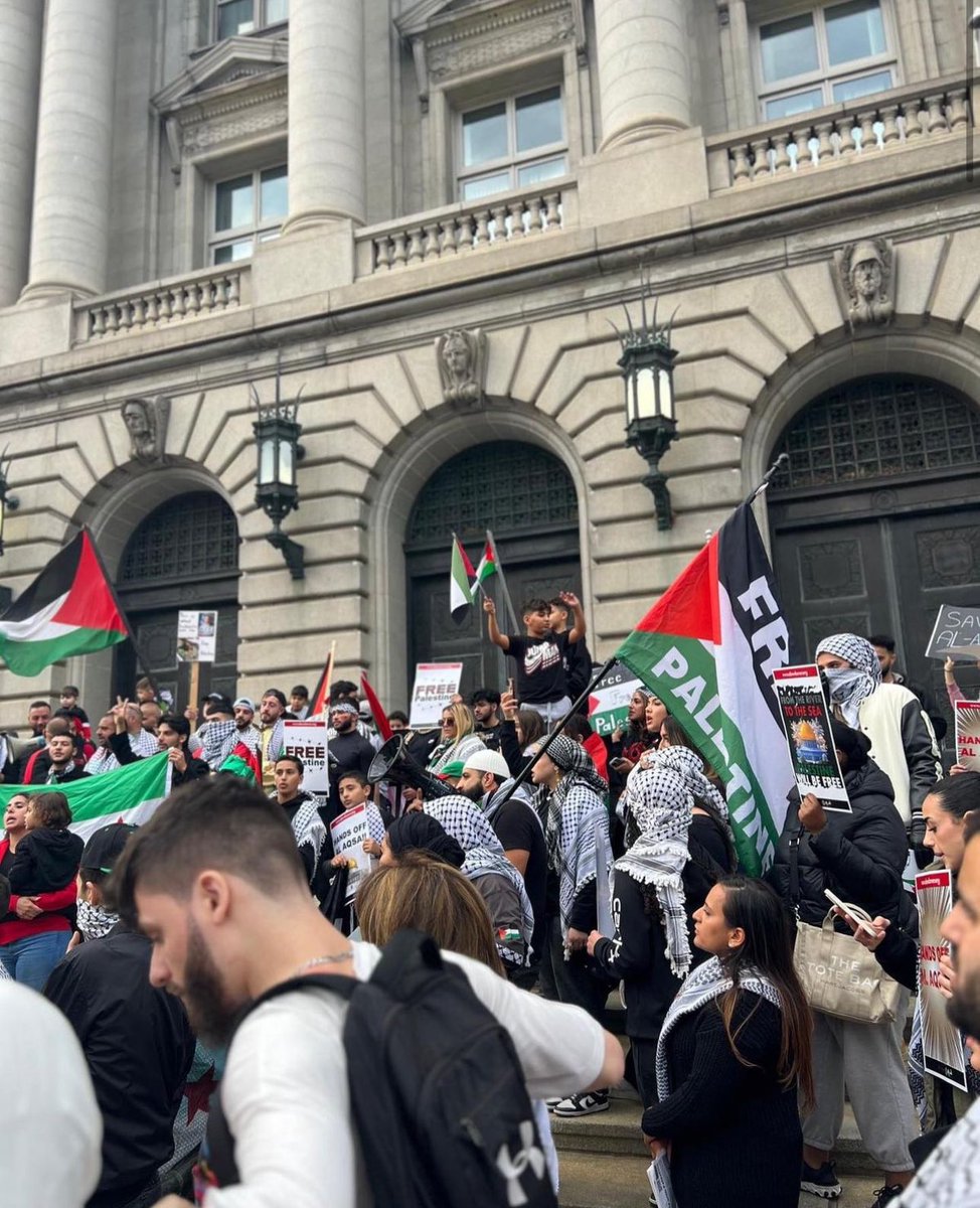 Resistance48's tweet photo. Mayor @JustinMBibb says Cleveland stands with “Israel.” However, Cleveland begs to differ… A sea of Palestinians and their supporters demonstrated otherwise this past Friday. He must be talking about another Cleveland. #Palestine 🇵🇸🇵🇸🇵🇸 https://t.co/2eP0aZXFe6