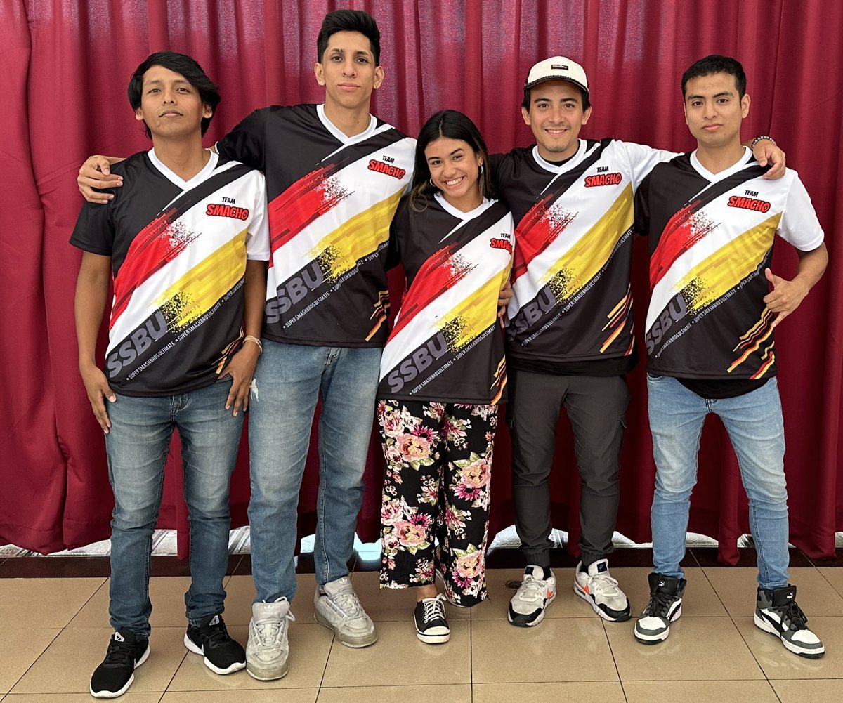 Un bonito día de torneo 🏟️ 🎮
Con <a href="/Yagoomax94/">Yago</a>  <a href="/SoreiElLitt_SSU/">SoreiElLitt</a> <a href="/Suca_ISNC/">Suca Villager</a> <a href="/iisabelheredia/">PATO 🦢</a> 🪿💍