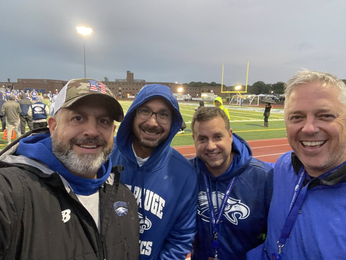 dmurph88's tweet photo. The legendary Joe Tasman had a big day yesterday! Great to see him celebrate with his former players as they were inducted in the HPS HOF! @HPS_Eagles @HPSAthletics @Chris22edu @tmccarthy5210 @rebecca_bilski @joseph_tasman https://t.co/j0rQOSCzAQ