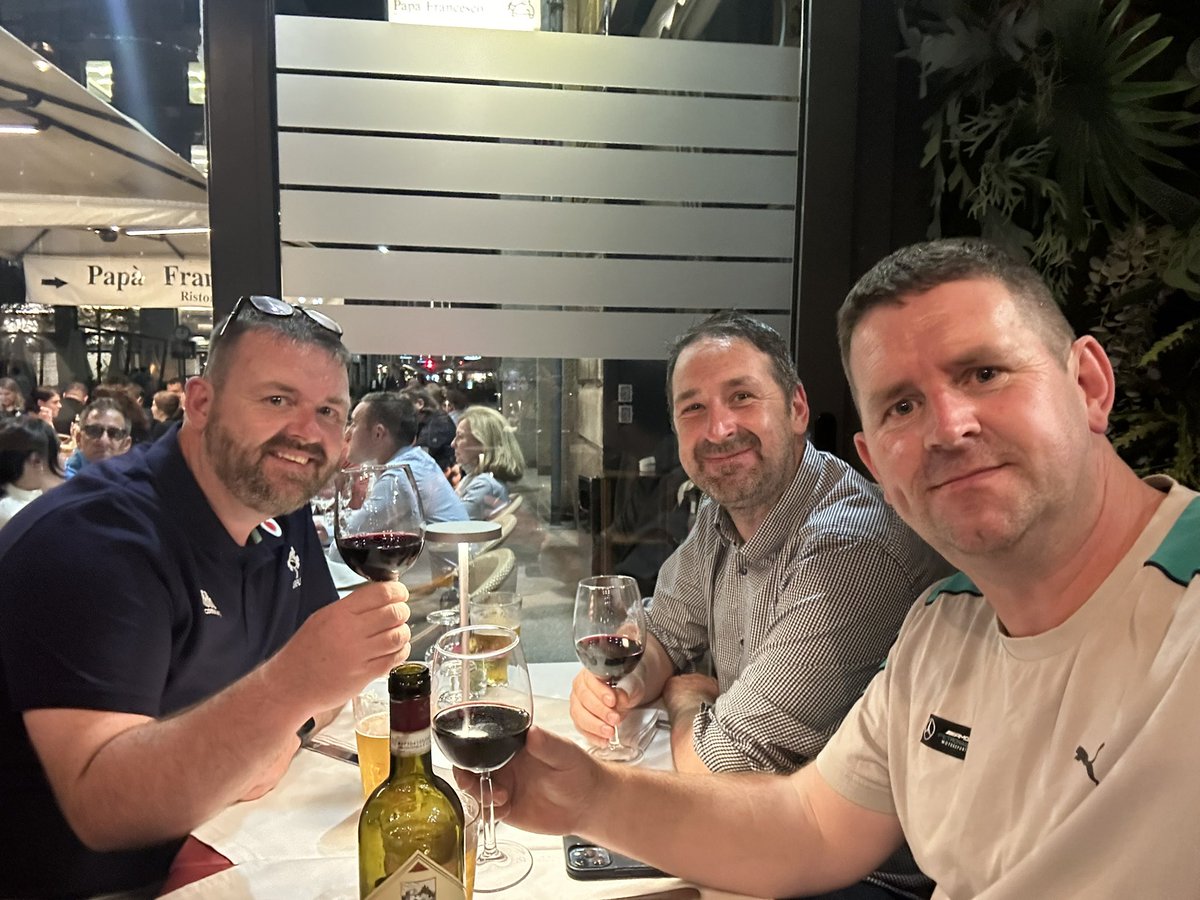 murfogram's tweet photo. Fantastic few days with the brothers in Milan for the @HostMilano exhibition. Really good one this year with a bit of rugby thrown in at Pogue Mahones in Porta Romana with some of our suppliers and other Irish dealers. Followed by quick stop in Bergamo today. #murco https://t.co/r9JNXDM6Tj
