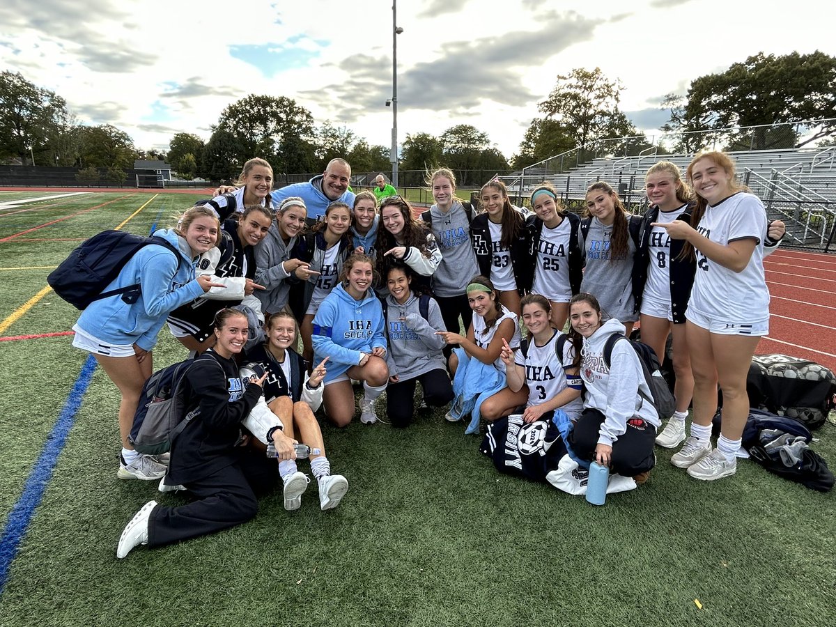 GOOD. that’s the tweet. 

On to the <a href="/BCWCA1/">BCWCA</a> final next weekend after a gritty penalty shootout win over Ramapo!

⚽️Probst
🅰️Edwards
🧱Dalessandro - brick wall!

Great game against a great opponent!

E-Band to Grace Dalessandro!!
<a href="/HSSportsNJ/">NJ.com HS Sports</a> <a href="/VarsityAces/">Varsity Aces</a> <a href="/NJScom/">NorthJerseySports</a>