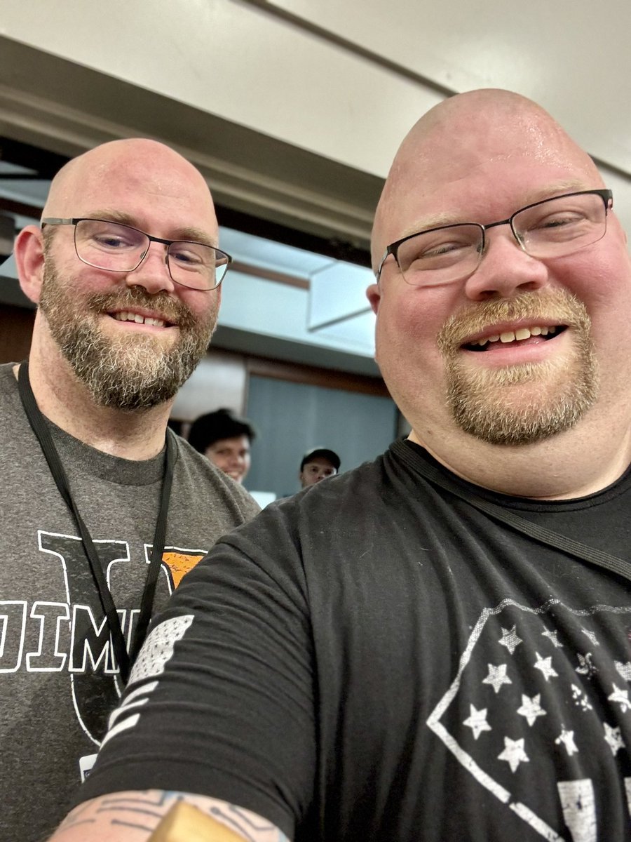 olorinpc's tweet photo. @thatedeguy and I are back from Fargo! Wow what a trip - finished with @adrianpaul1 and #swordxp :) More intense than we expected - but also way more fun than we hoped either! https://t.co/a5PtpPXS1O