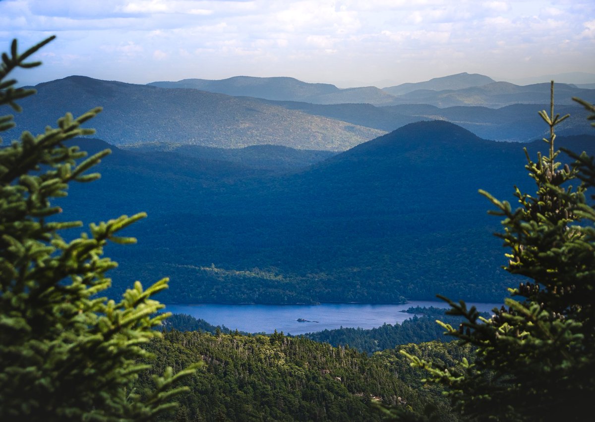 earth_by_hardt's tweet photo. Happy #summitsunday to all who celebrate ⛰️

Snowy Mountain, Adirondacks, New York. 8/11/2023.

#landscapephotography #newyork #adirondacks #mountains https://t.co/TweAJwT7QP