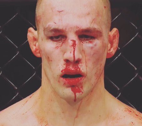 Oct15.2005

18 years ago today,

Rory MacDonald made his professional MMA debut.