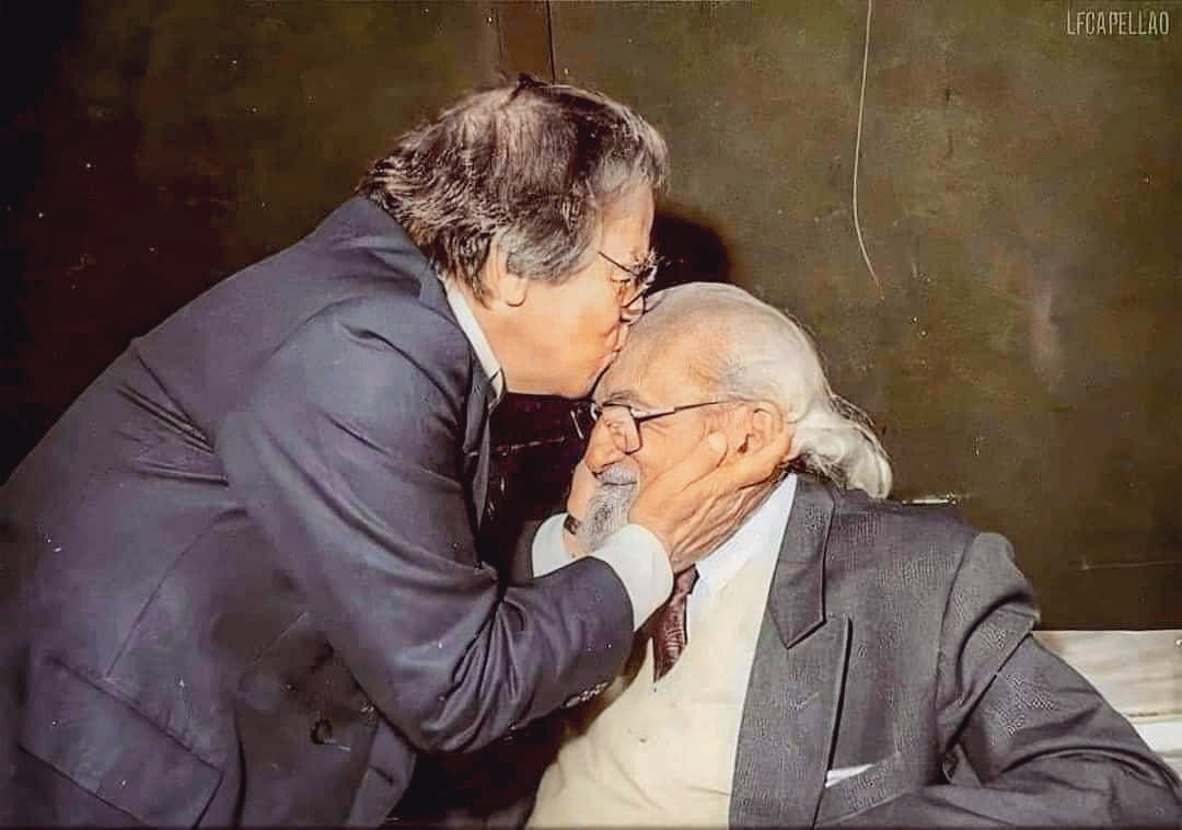 lfcapellao's tweet photo. Nesse 15 de outubro uma colorização de duas das maiores referências na educação popular no Brasil. https://t.co/IptEy3Zj6f