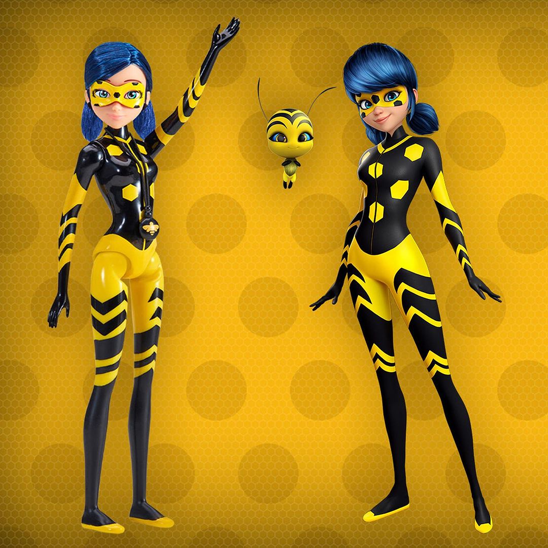 Sentiblog on X: Bee and Turtle versions of the #Miraculous 'Magic Heroez: Marinette  Transformation Surprise'. 🐝🐢 Now available at Target!   / X