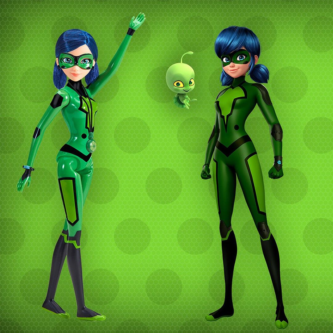 Sentiblog on X: Bee and Turtle versions of the #Miraculous 'Magic Heroez: Marinette  Transformation Surprise'. 🐝🐢 Now available at Target!   / X