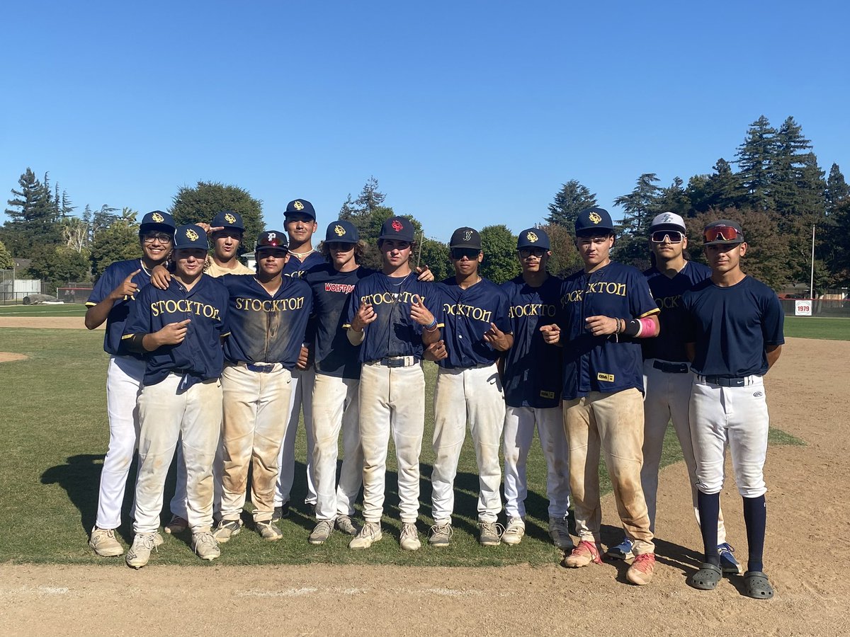 Congratulations to the Stockton Wolfpack on winning our Fall Tournament at Lincoln HS!  They finished with a record of 3-0-1 

W 2-1
T 5-5 
W 12-2 
W 5-1