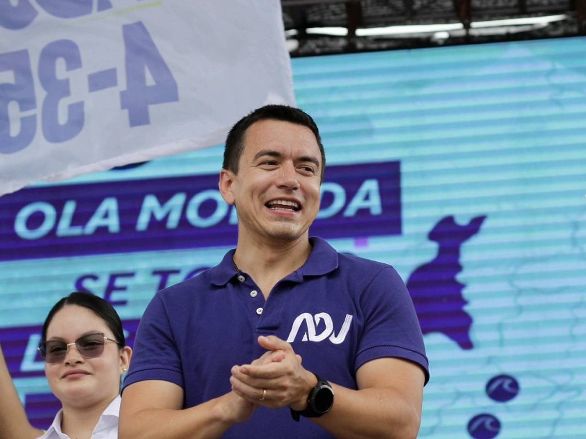 agusantonetti's tweet image. 🇪🇨 | ÚLTIMA HORA: DURO GOLPE AL SOCIALISMO. 

Daniel Noboa se acaba de convertir en el NUEVO PRESIDENTE de Ecuador. 

Ecuador le dice nunca más al socialismo, NUNCA MÁS AL CORREISMO. Rafael Correa ha vuelto a fracasar. La democracia ecuatoriana sigue viva. Viva la libertad.