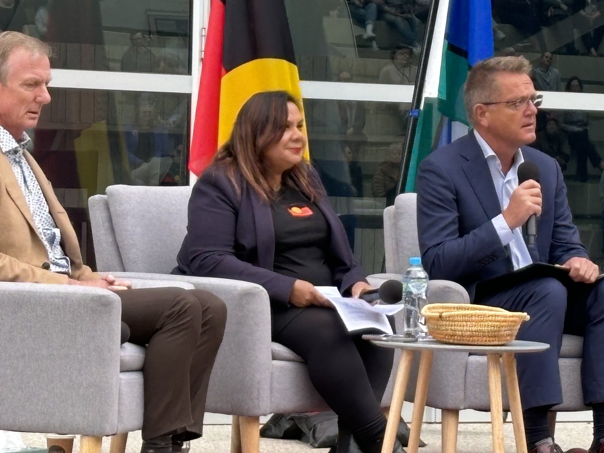 Karen Ashford (@karenjashford) on Twitter photo Coming together at <a href="/Flinders/">Flinders University</a>, from Kaurna country, connected by livestream to lands across SA and the NT … to open our hearts for a way forward. #reconciliation Coming together at <a href="/Flinders/">Flinders University</a>, from Kaurna country, connected by livestream to lands across SA and the NT … to open our hearts for a way forward. #reconciliation