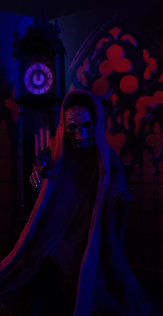 eric_flathers's tweet photo. Have you seen a plague doctor, perhaps? We're gonna need 1!!!
#FOURHORSEMAN #MASQUEOFREDDEATH #FIGURAOBSCURA https://t.co/iyX5gglUWw