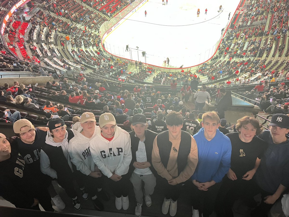 TriPenOsprey's tweet photo. Last night in Ottawa

Excellent showcase !! OttawaSenatorsAAA

Finishing the trip with a Sens game !!!  

#OspreyProud https://t.co/XLFdCRDxdy