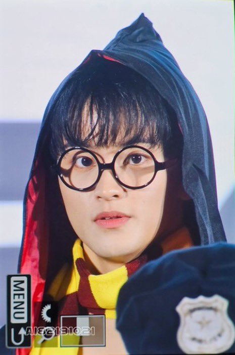 이런아들을낳을수있다면
우리나라인구만큼낳을수있음
