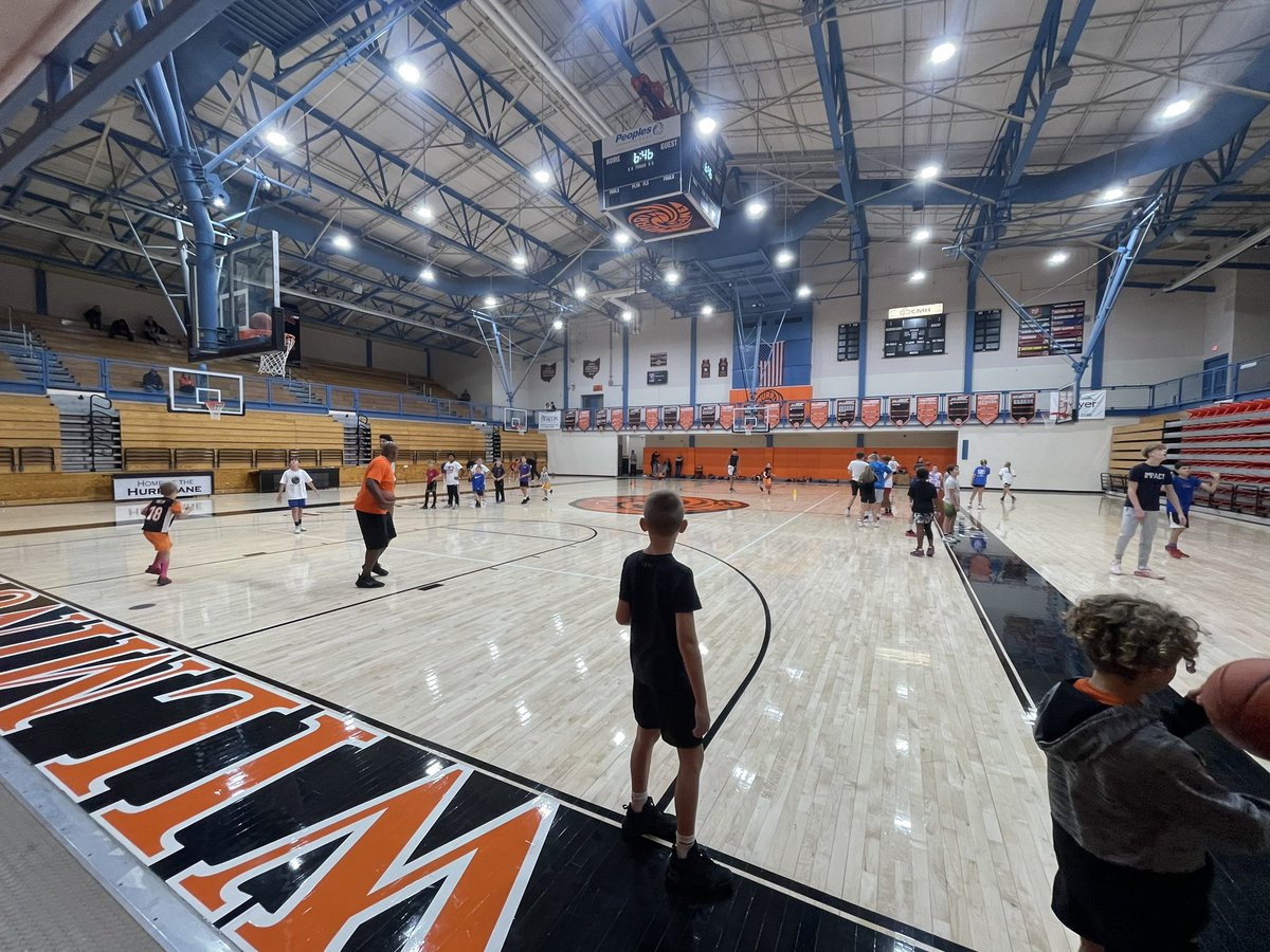 Jaevin21's tweet photo. Another Youth Night in the books. Everyone got better tonight! https://t.co/XP0PwBFkAo