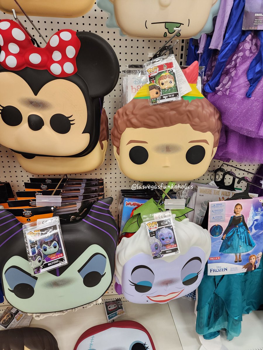 LVFunkoholics's tweet photo. Spotted at @target @OriginalFunko  Halloween Masks.

#funko #rickandmorty #funkopops #lasvegasstrip #lasvegas #fyp #targethalloween #target #targetmusthaves #funkopop #harrypottermovies #disney #catwoman #dccomics #ursula #halloweencostume #halloweenlook #targetfinds https://t.co/zGKGm8fxZe