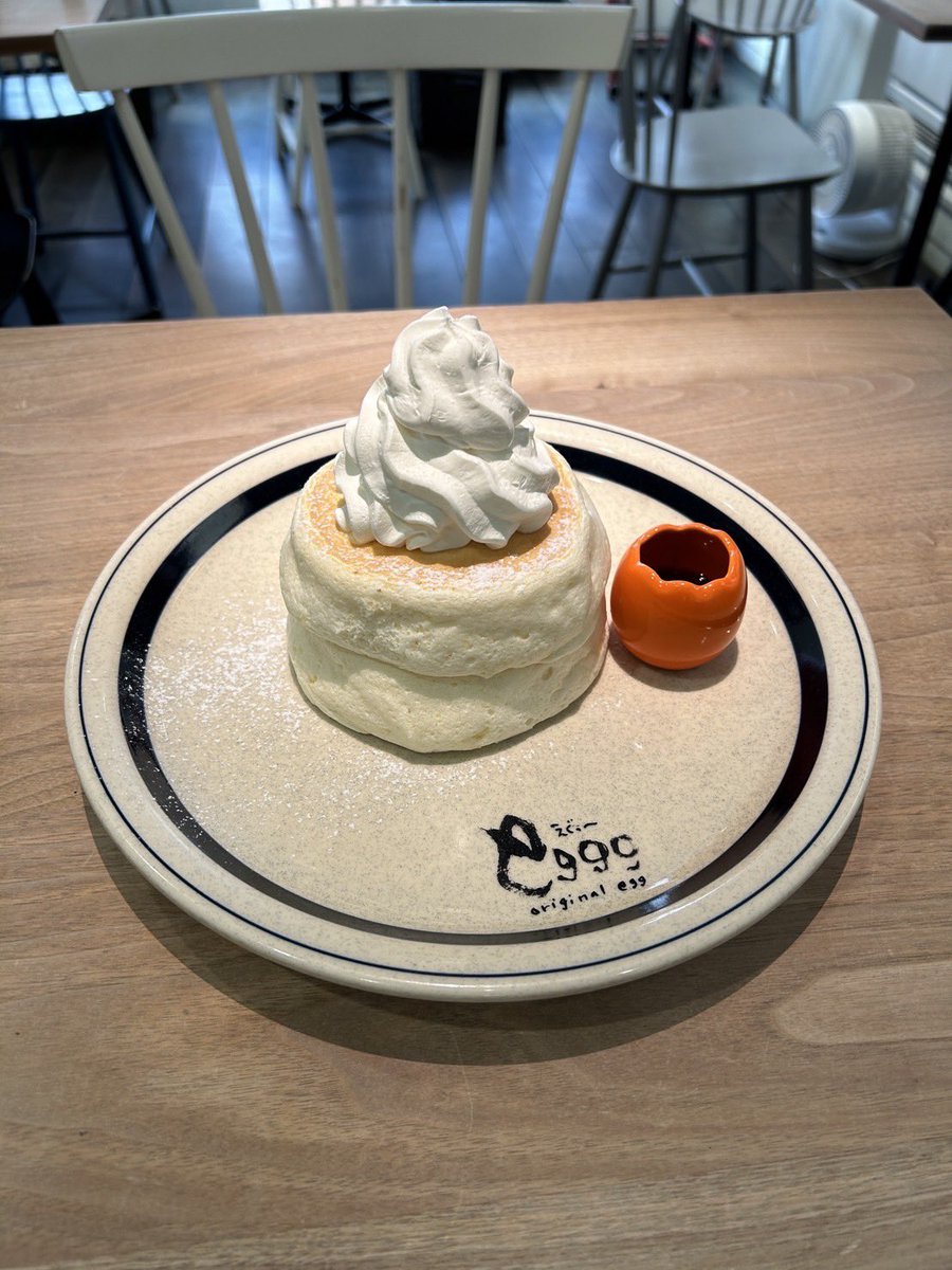 eggg6999's tweet photo. 明後日１８日から２４日まで、新宿高島屋地下1階でegggcafe出店します！
店内は、栗のモンブランパンケーキとクラシックパンケーキ
テイクアウトでプリンとタルトも販売します！
@muni_gurume  さんと高島屋のイベントでむにぐるめカフェという催事にでます^_^
よろしくお願いします！ https://t.co/zphPenmU84