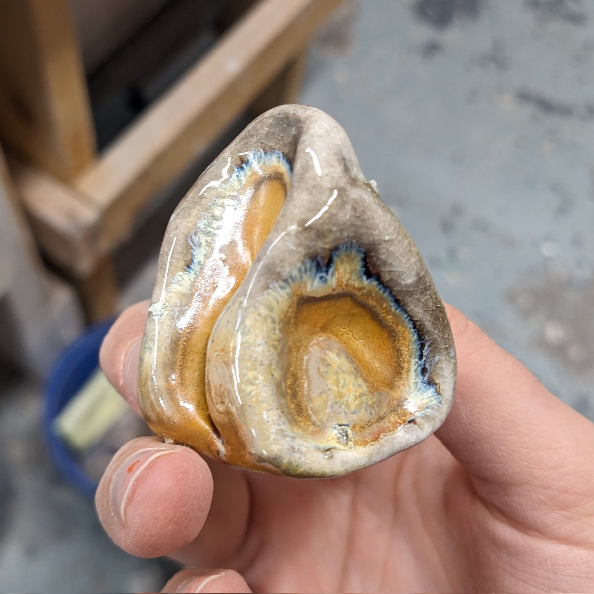 parker_crafts's tweet photo. I haven't been on here in so long, and while I don't miss the platform much, I sure miss the people! How is everyone doing?

I'm currently in my Stim Objects Era <3 https://t.co/QpIhi8q9cW