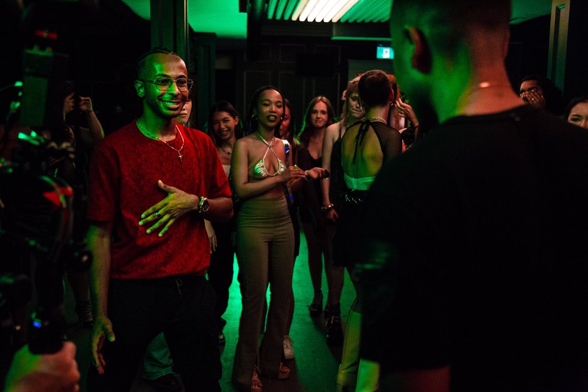 anthonybrownnow's tweet photo. Nothing but love for my crew ๐ค๐ฝโค๏ธ๐ค๐ฝ
#bossmovements #love #crew #crewlove #musicvideo #club #scene #booth #familyties #onlyroll๐ฏ https://t.co/NP7tJzAvls