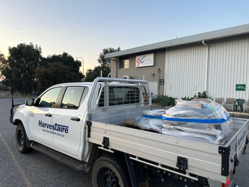 harvestaire_pty's tweet photo. Harvestaire team picking up @kondex #KX7 concaves to suit #newholland at the Perth airport. These sets are going to be used in the central wheatbelt during our #harvest2023 testing program.
👉DM if you're interested in receiving a copy of the testing results https://t.co/qaN3QHd0yU
