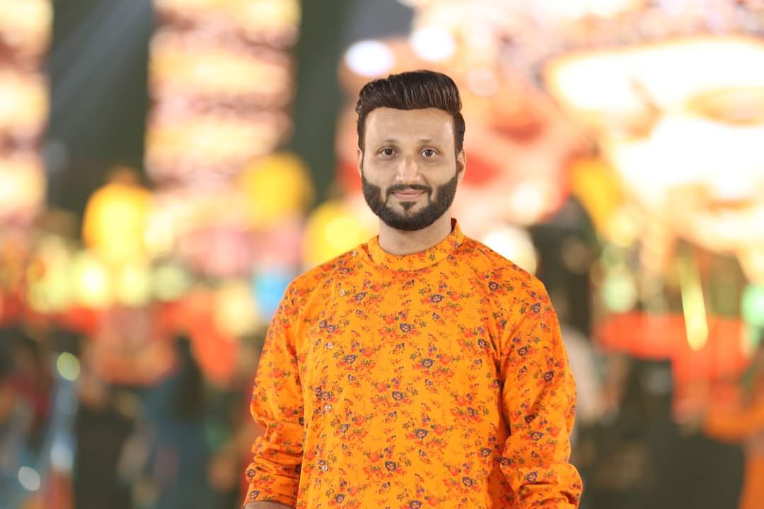 Day 1: Orange Clr - Colour of Prosperity
#Navratri2023