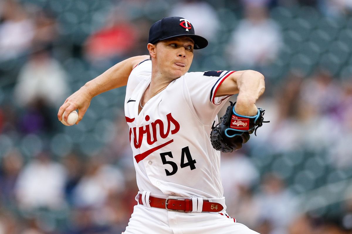 MLB Deadline News tweet media