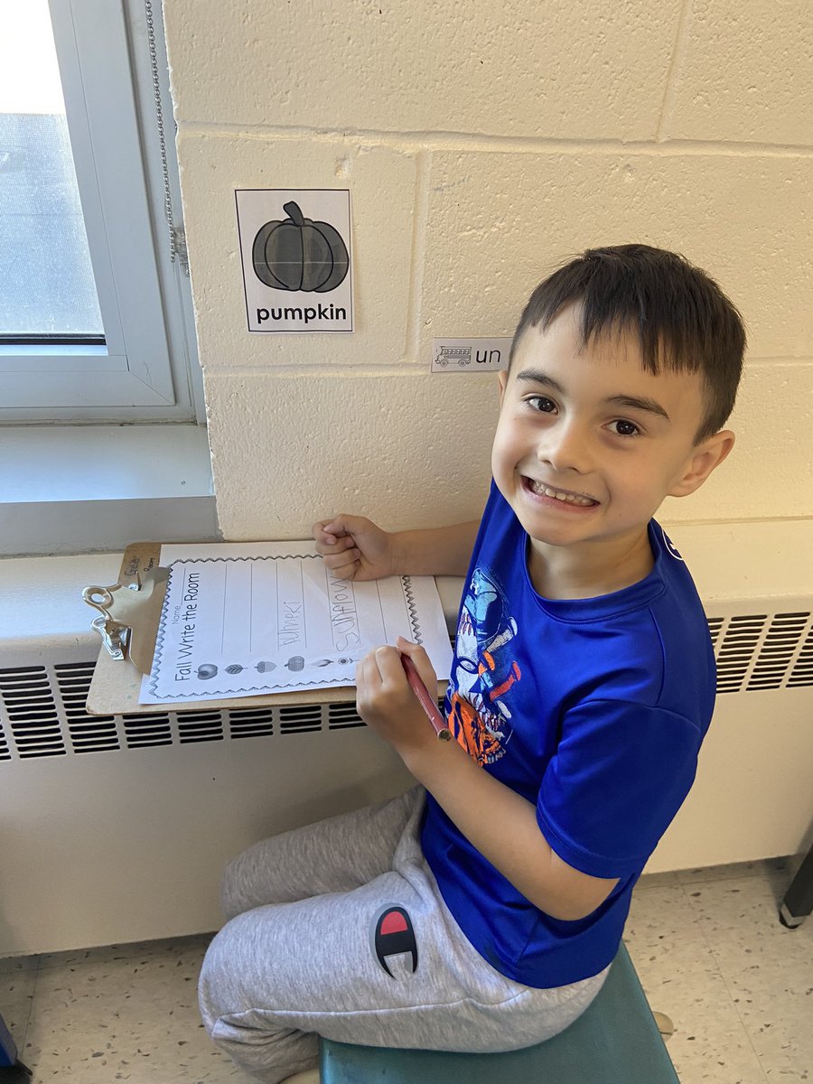 MsPuglieseOCSB's tweet photo. Practicing our printing with our fall themed write the room. Keep up the good work! @StGregoryOCSB @stgregk1friends https://t.co/dFHrUUfznI