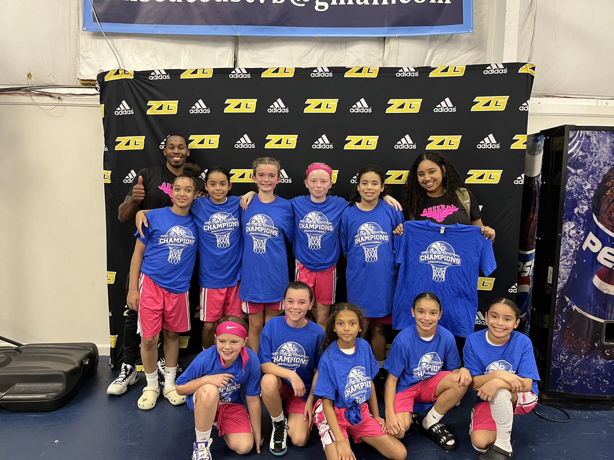 🚨CHAMPIONS🚨

Congratulations to @wsdarsenal on winning the championship for Girls 4th/5th here at Zero Gravity Think Pink Challenge‼️🏆

#ZGTHINKPINK