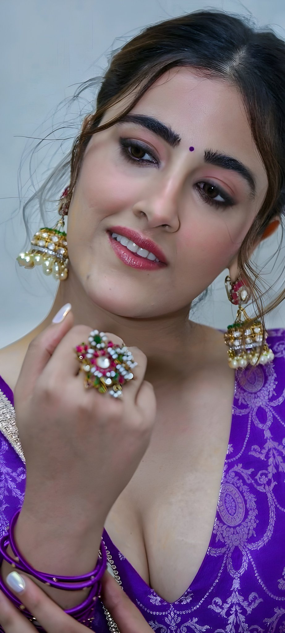 F8hfjb5bQAAOyGM?format=jpg&name=large