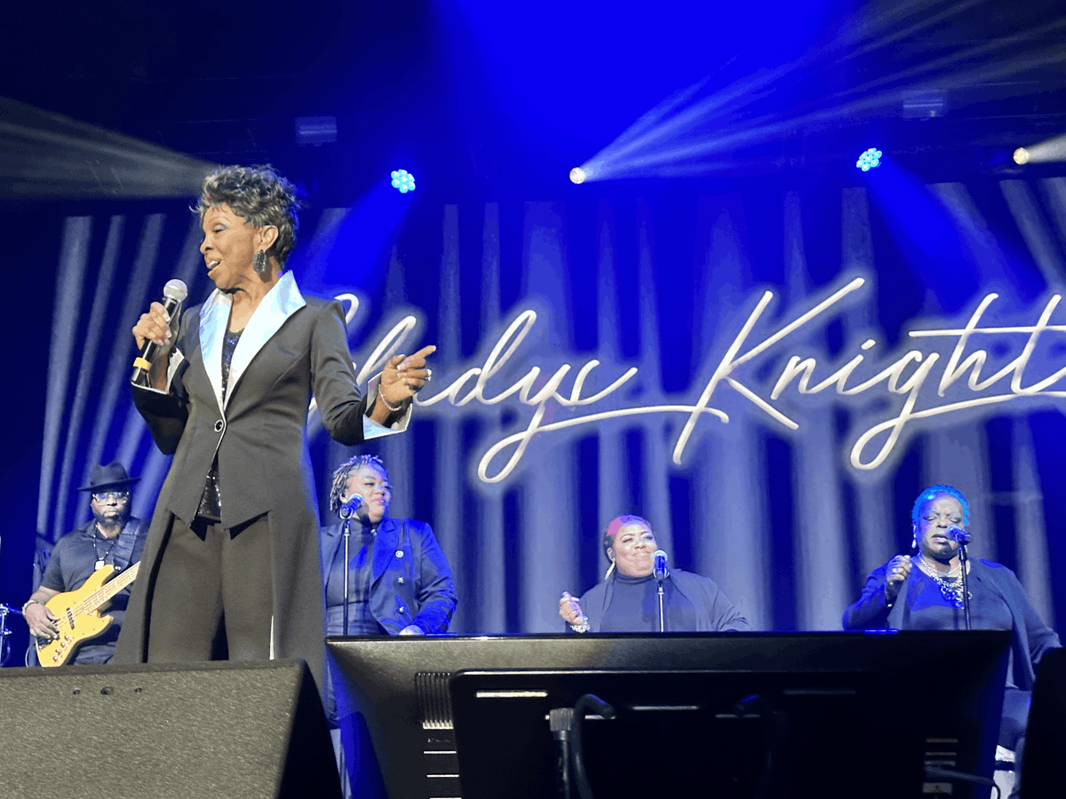 HRCasinoIndiana's tweet photo. I Heard It Through the Grapevine that "The Empress of Soul," @MsGladysKnight gave an unforgettable performance at Hard Rock Live Northern Indiana tonight!
#HRCNILive #HRLNI #Gladysknight https://t.co/Fe2uTqXmnk