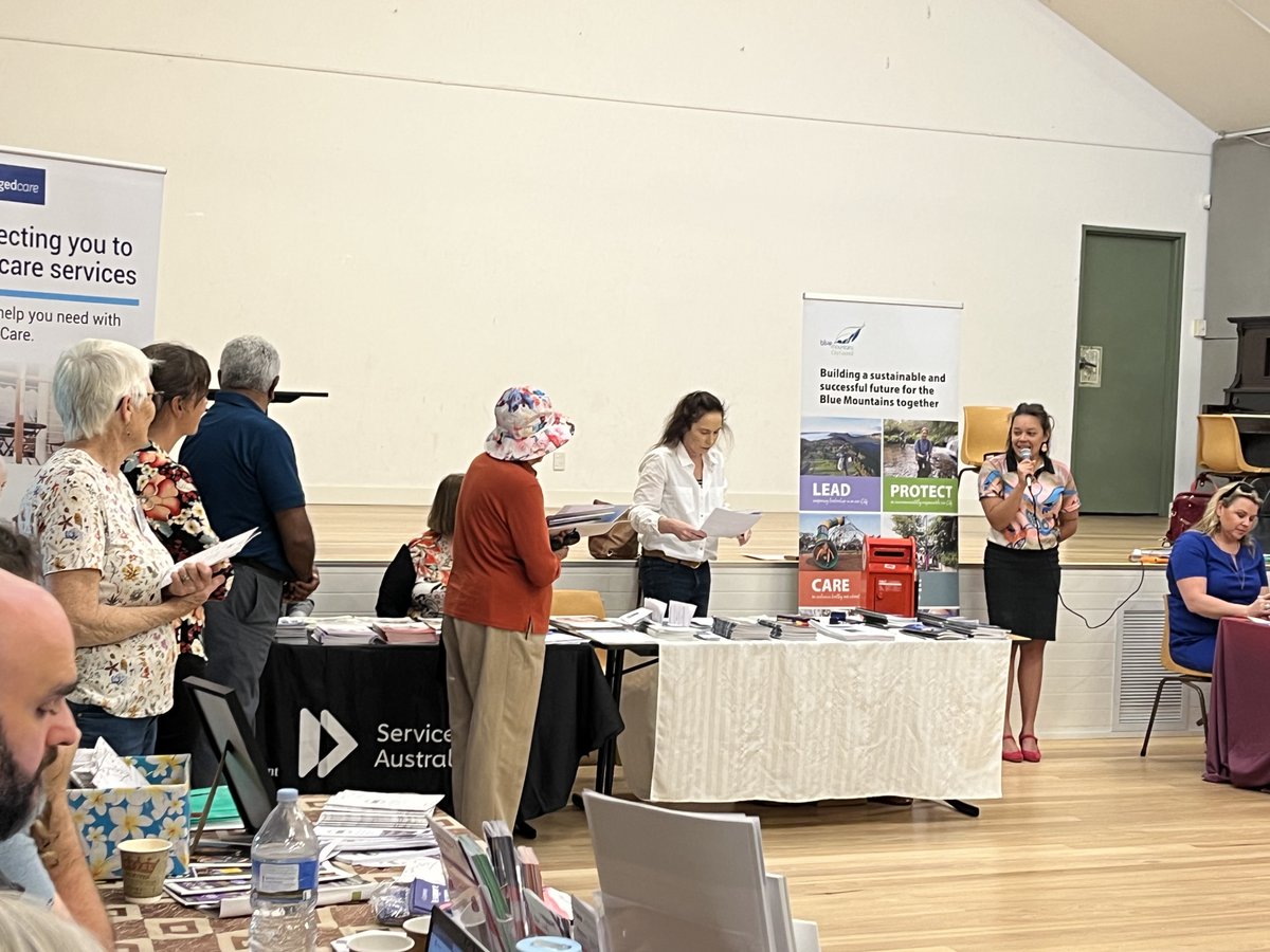 Thurs @ The Seniors Expo was about celebrating older people in the Blue Mountains and supporting them to live independently. We were there as a reminder that everyone has the right to live free from abuse and to check in on personal wellbeing. Thank you @BlumtsCtyCncl 💛