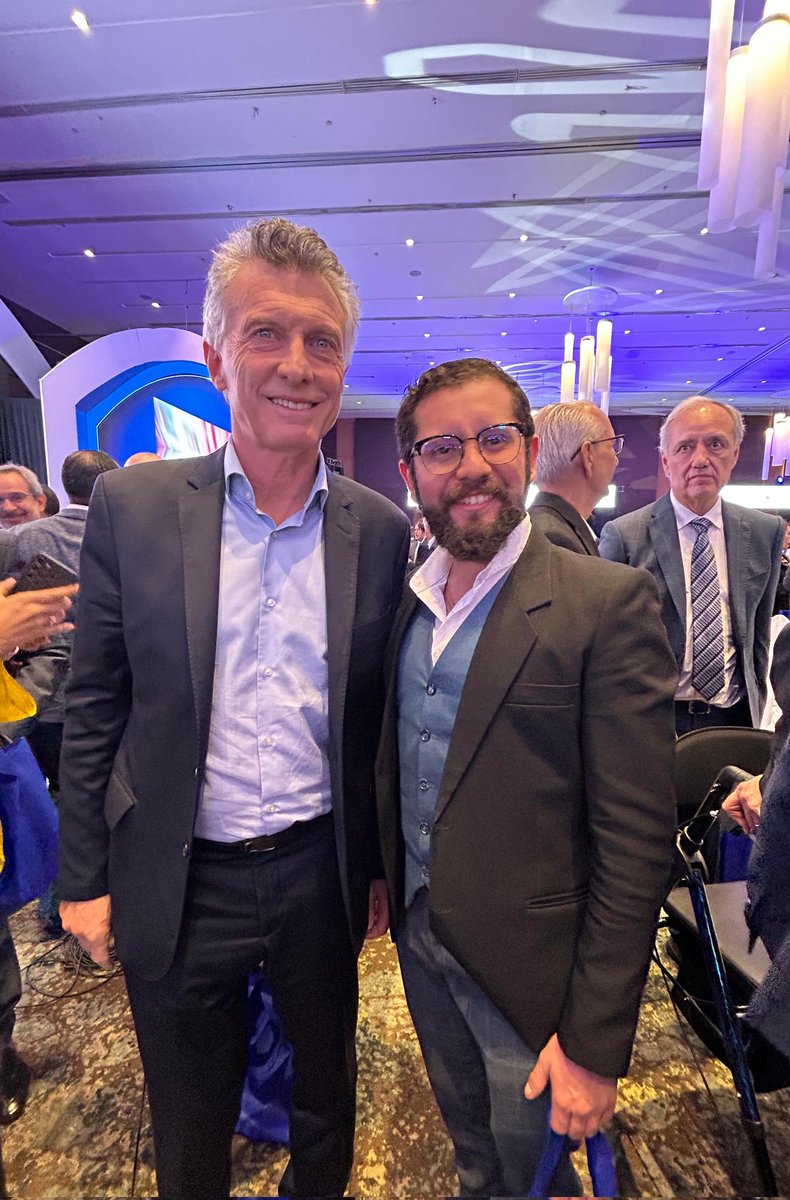 Con el presidente Mauricio Macri, sobre los desafíos para el desarrollo de país.

Guatemala se construye desde nuestros pequeños o grandes espacios, es tarea de todos.