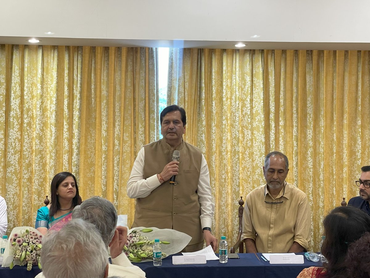 NepeanSeaRoad (@nepeansearoad) on Twitter photo A massive thank you to <a href="/MPLodha/">Mangal Prabhat Lodha</a> for honouring us as the chief guest at the annual <a href="/NepeanSeaRoad/">NepeanSeaRoad</a> function. Your unwavering support and assistance to the residents of our locality never goes unnoticed. We are deeply grateful! 🙏 #Gratitude #CommunitySupport A massive thank you to <a href="/MPLodha/">Mangal Prabhat Lodha</a> for honouring us as the chief guest at the annual <a href="/NepeanSeaRoad/">NepeanSeaRoad</a> function. Your unwavering support and assistance to the residents of our locality never goes unnoticed. We are deeply grateful! 🙏 #Gratitude #CommunitySupport