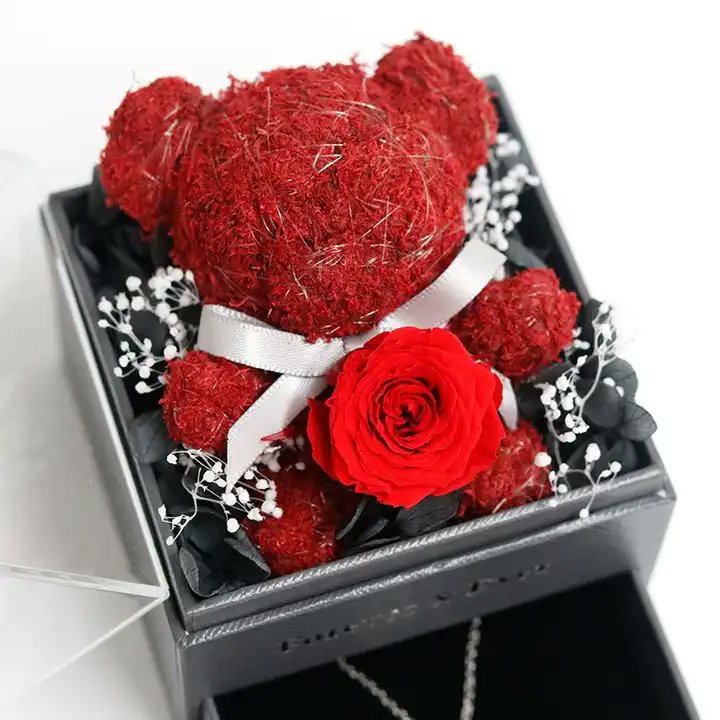 YuQigift's tweet photo. New product ideas 2024 wholesale valentines day gift artificial flower rose bear in jewelry box for girlfriend

https://t.co/3ebE35pRe7

#ValentinesDay #ValentinesDayGifts #RoseBear #RoseBearJewelryBox https://t.co/lLhd0ydQiA